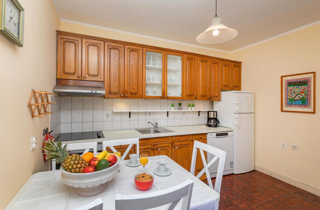 Apartment Big One ดูบรอฟนิก ภายนอก รูปภาพ